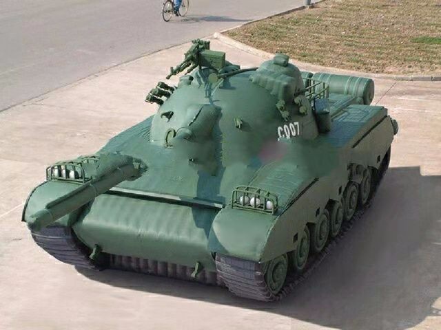 通州军用充气坦克车
